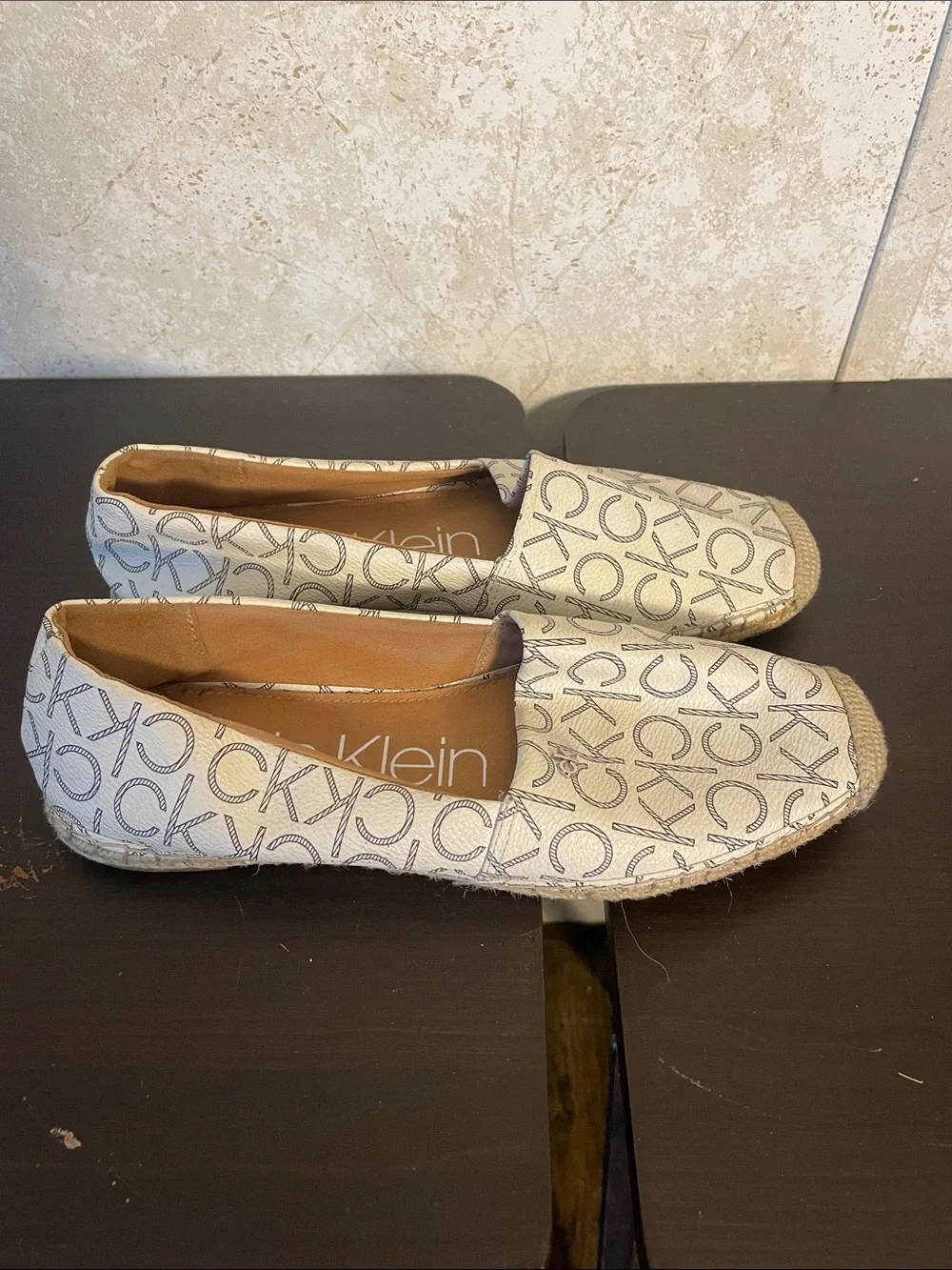 Calvin Klein Cream & Black Logo Espadrille Flats - Women's